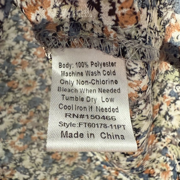 Fun2Fun Floral Short Sleeve Fairy Top - Picture 4 of 6